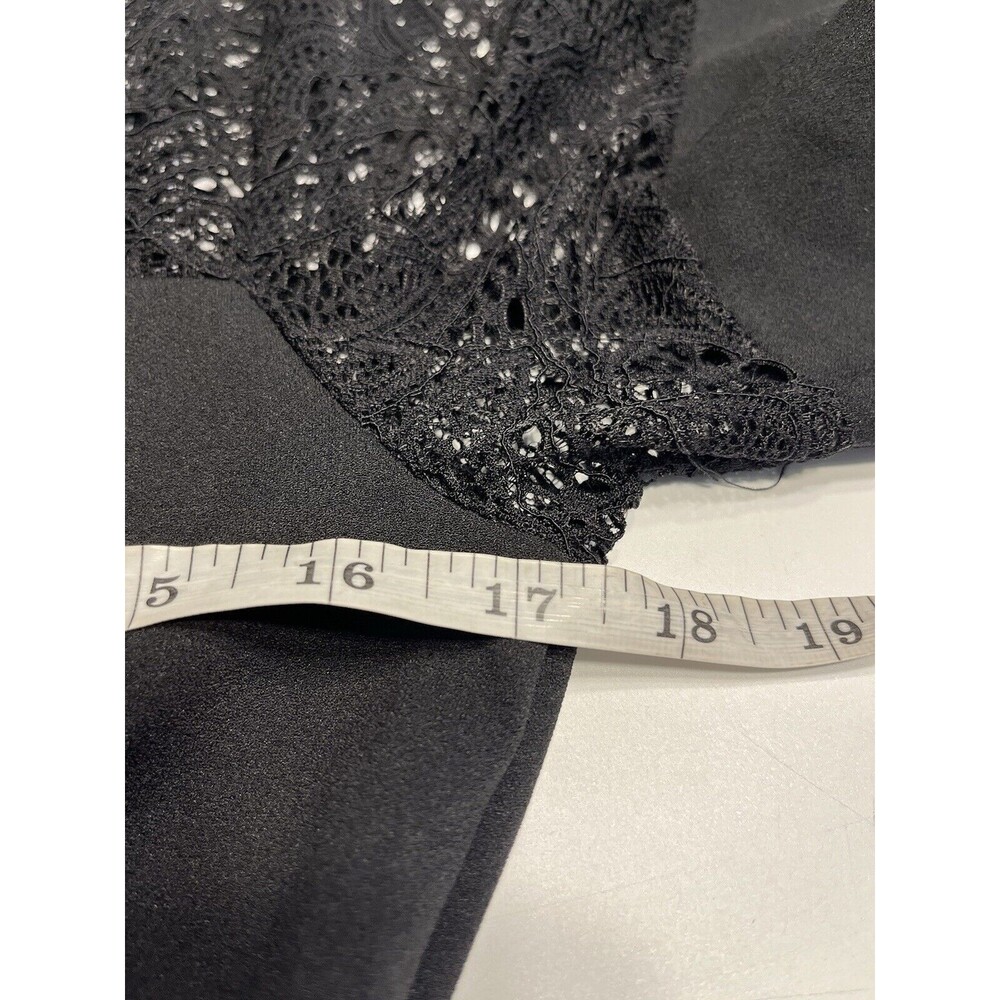 Torrid Black Lace Crepe Scuba Dress Flutter Sleeves Sz ML 10 - Picture 5 of 13